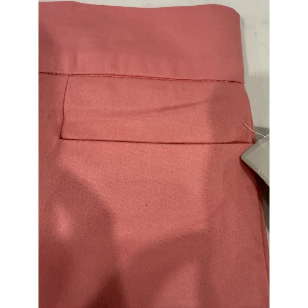 Sag Harbor (Express) Shorts Womans Sz 14 Pink 4 Pockets Zip/Hook/Eye/Button‎ NWT